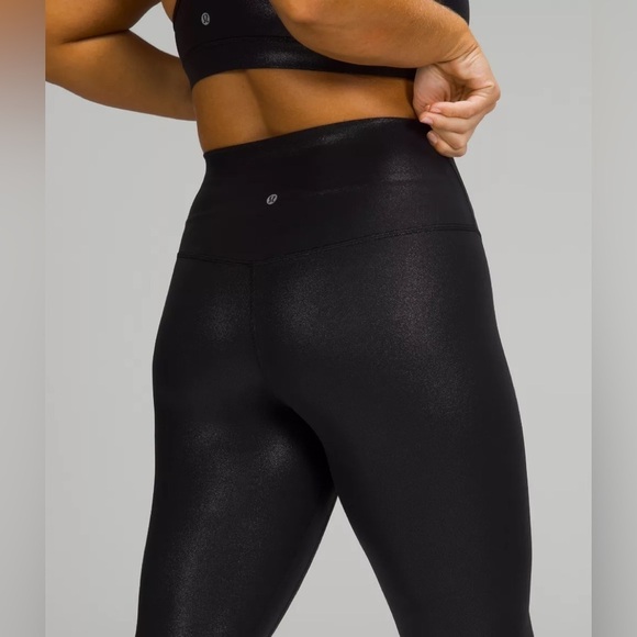 NWOT LULULEMON ALIGN High-Rise Crop 21โ, Black Shine
(Size 2) - Picture 1 of 5